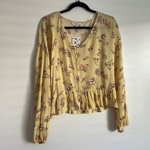 Nwt yellow floral long sleeve blouse